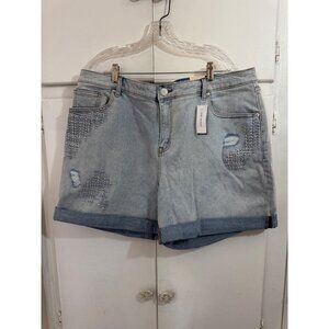 NWT Lane Bryant Boyfriend Midi Short Distressed/Embroidered Size 20, 5.5" inseam